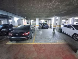 Garaje en venta en La Salut - Lloreda en Badalona