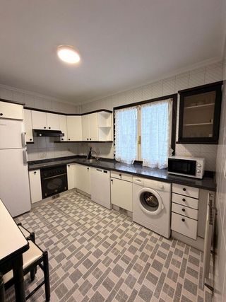 Piso en alquiler en Milán - Pumarín - Teatinos en Oviedo