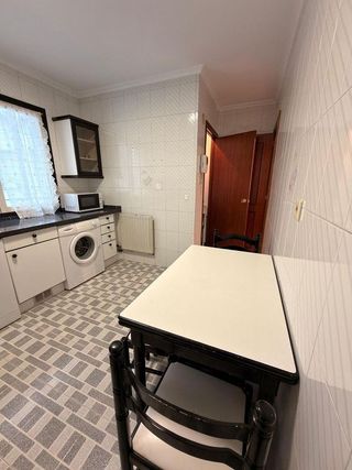 Piso en alquiler en Milán - Pumarín - Teatinos en Oviedo