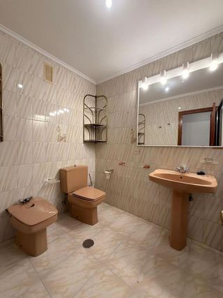 Piso en alquiler en Milán - Pumarín - Teatinos en Oviedo