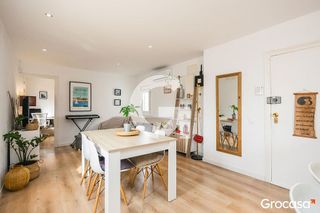 Piso en venta en El Turó de la Peira en Barcelona