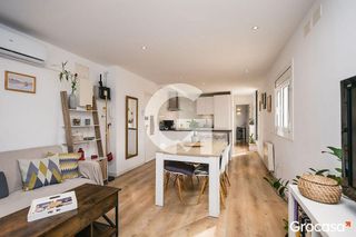 Piso en venta en El Turó de la Peira en Barcelona