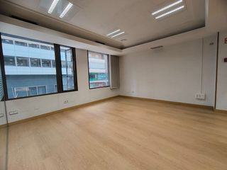 Oficina en alquiler en Centro en Murcia