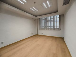 Oficina en alquiler en Centro en Murcia