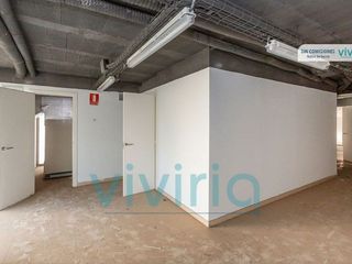 Local comercial en alquiler en Este en Castellón de la Plana