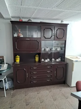 Mueble de salón antiguo madera y cristal