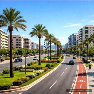 Garaje en alquiler en Teatinos en Málaga