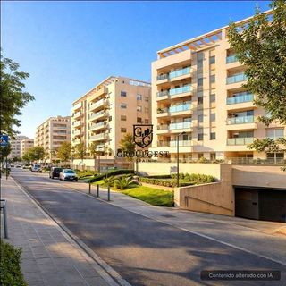 Garaje en alquiler en Teatinos en Málaga