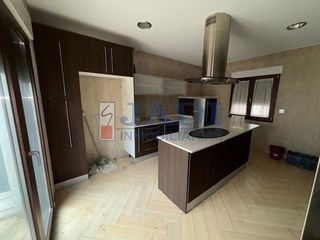 Chalet en venta en Valdepeñas