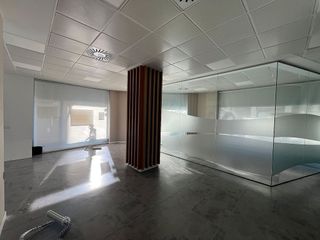 Local comercial en alquiler en Barrio de Abando en Bilbao