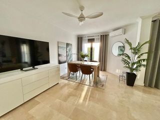 Casa adosada en alquiler en Benahavís