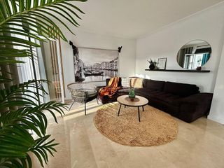 Casa adosada en alquiler en Benahavís