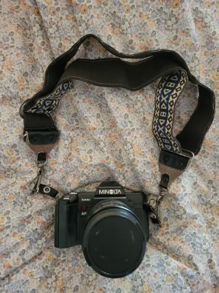 Cámara Minolta 7000 AF Negra