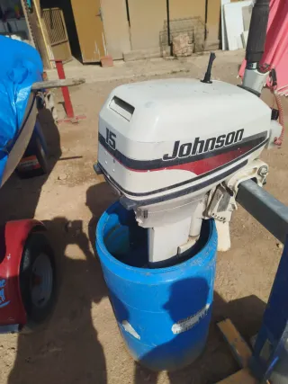 Barca con remolque y motor