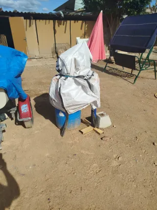 Barca con remolque y motor