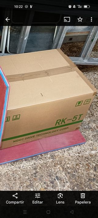 Torno alfarero Nidec