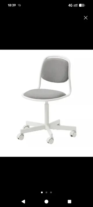 Silla infantil Ikea blanca y gris