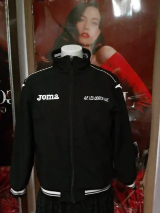 Chaqueta Joma Negra y Blanca