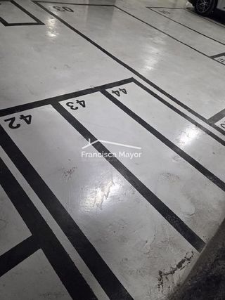 Garaje en alquiler en Ciutat Jardí en Valencia