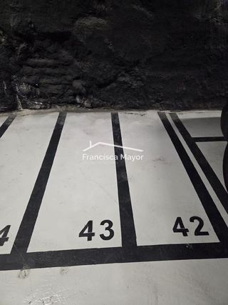 Garaje en alquiler en Ciutat Jardí en Valencia