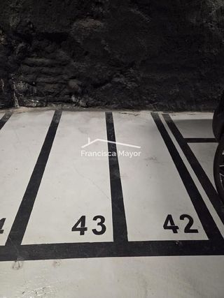 Garaje en alquiler en Ciutat Jardí en Valencia