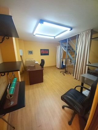 Local comercial en venta en El Parque - Zapatón en Torrelavega