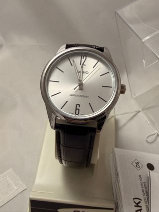 Reloj Casio MTP-VT01L Minimalista Elegante