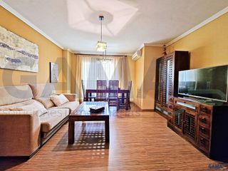 Piso en alquiler en Ayuntamiento - Centro en Alzira