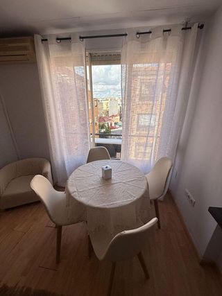 Piso en alquiler en Carolinas Bajas en Alicante