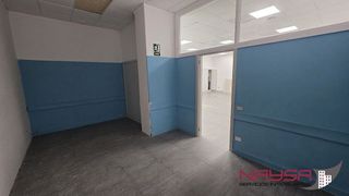 Local comercial en alquiler en Aranzabela - Aranbizkarra en Vitoria-Gasteiz
