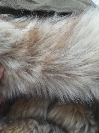 Parka Mango verde ocuro talla M forro peluche