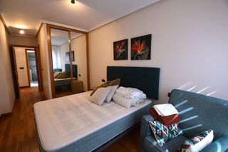 Piso en alquiler en Zona Teatro Campoamor en Oviedo