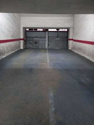 Garaje en venta en Montigalà -Sant Crist en Badalona