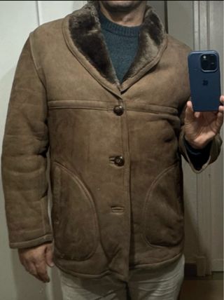 Abrigo de piel de mouton vuelta.