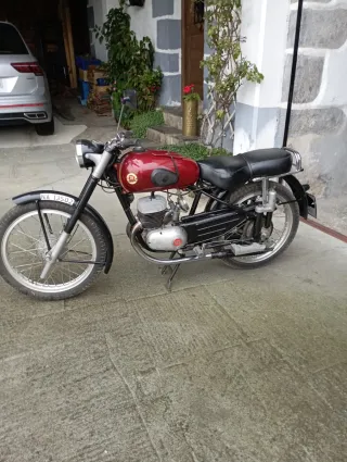 Montesa Moped Roja y Negra - Sin ITV