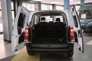Citroen Berlingo 2022 DOBLE PUERTA LATERAL