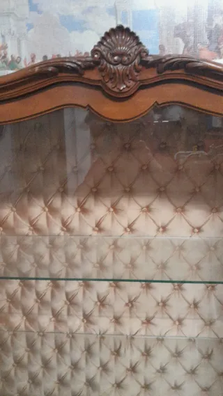 Vitrina Romántica Madera y Cristal