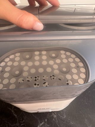 Esterilizador de biberones y chupetes Jane