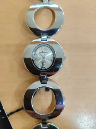 Reloj Sra Paul Versan Plata nuevo a estrenar