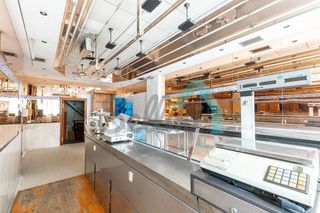 Local comercial en alquiler en Campo San Francisco - Plaza de América en Oviedo