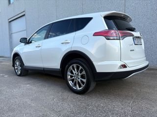 Toyota RAV4 2016