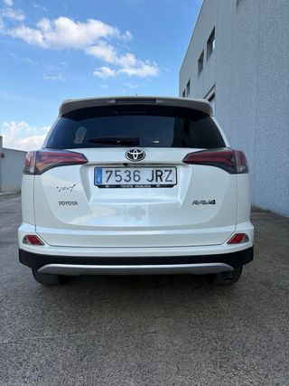 Toyota RAV4 2016