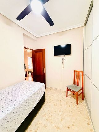 Piso en alquiler en El Plantinar - Felipe II - Tiro de Línea en Sevilla