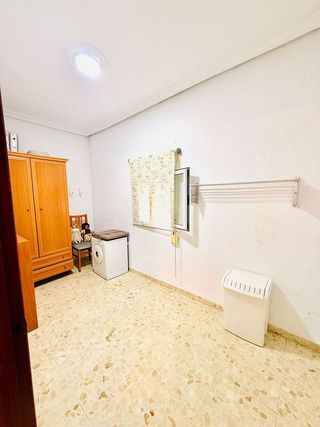 Piso en alquiler en El Plantinar - Felipe II - Tiro de Línea en Sevilla