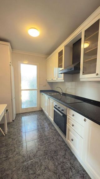 Piso en alquiler en Puerta Blanca en Málaga