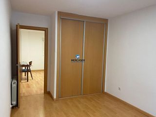 Piso en alquiler en San Isidro - Los Almendros en Alcalá de Henares