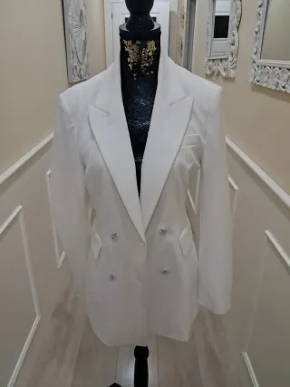 Americana blanca de mujer