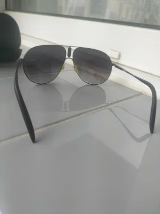 Gafas de sol Carrera con funda