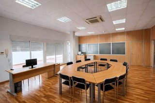 Local comercial en venta en Benifaió