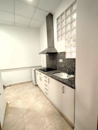 Local comercial en venta en Benifaió
